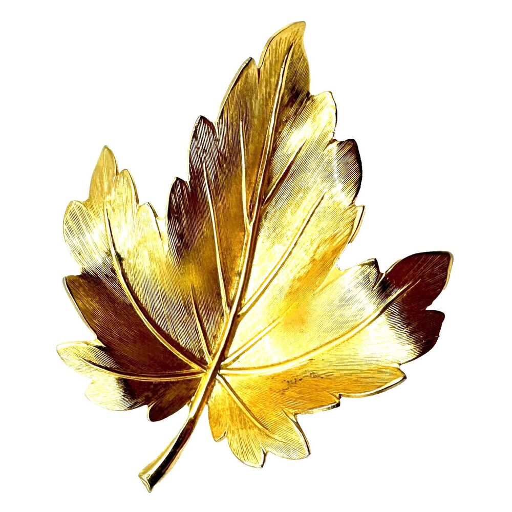 Vintage Gold Tone Leaf Pin Brooch Autumn Fall Women's Fashion Autumn Fall